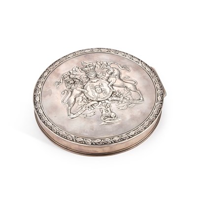 Lot 417 - A FINE GEORGE IV SILVER SEAL BOX