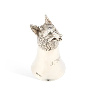 Lot 429 - A FINE GEORGE III SILVER FOX HEAD STIRRUP CUP