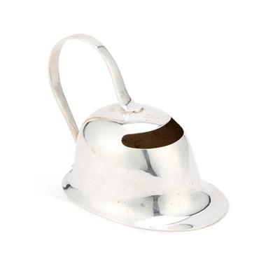 Lot 295 - A VICTORIAN SCOTTISH SILVER SPOON WARMER