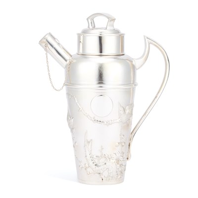 Lot 266 - A LARGE CHINESE EXPORT SILVER COCKTAIL SHAKER