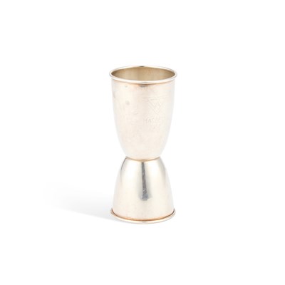 Lot 262 - AN AMERICAN STERLING SILVER JIGGER