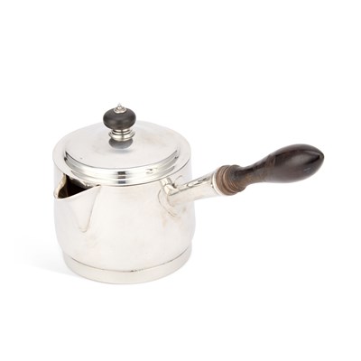 Lot 430 - A GEORGE III SILVER BRANDY PAN