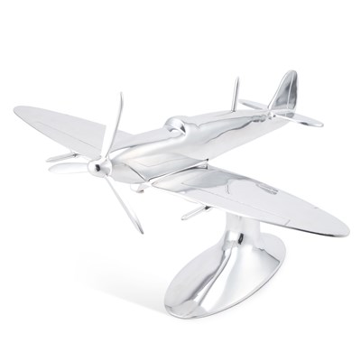 Lot 238 - A POLISHED ALUMINIUM SPITFIRE DESK MODEL