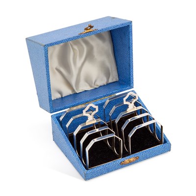 Lot 327 - A PAIR OF GEORGE VI SILVER TOAST RACKS