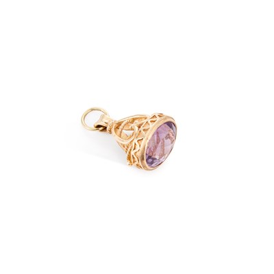Lot 726 - A 9 CARAT GOLD AMETHYST FOB PENDANT
