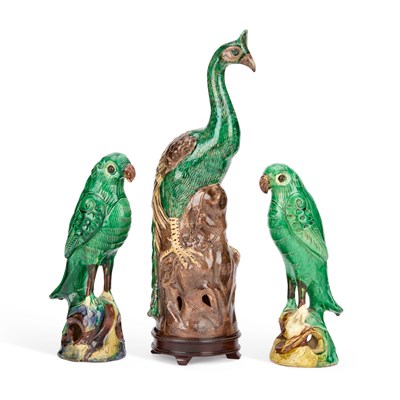 Lot 485 - A PAIR OF CHINESE SANCAI GLAZED PARROTS