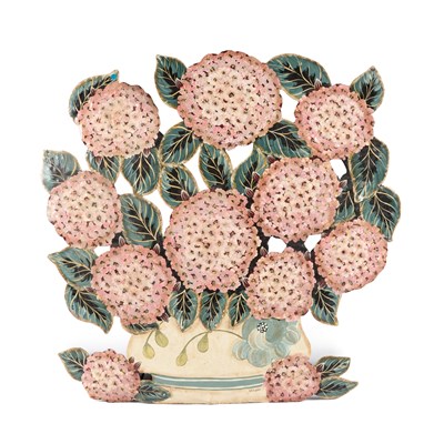Lot 1005 - A PAINTED METAL FIRESCREEN