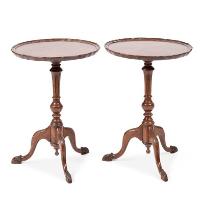 Lot 1076 - A PAIR OF BEVAN FUNNELL REPRODUX WALNUT TRIPOD TABLES