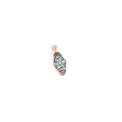 Lot 718 - A 14 CARAT GOLD GREEN CHRYSOBERYL AND DIAMOND PENDANT