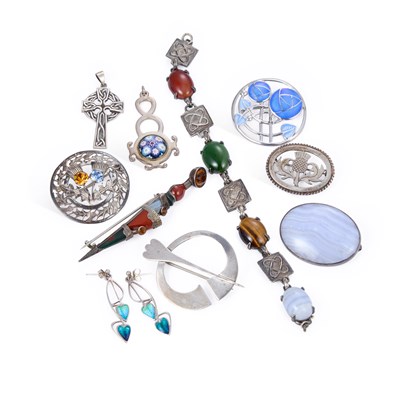 Lot 638 - A COLLECTION OF SILVER GEM-SET AND EMAMEL CELTIC JEWELLERY