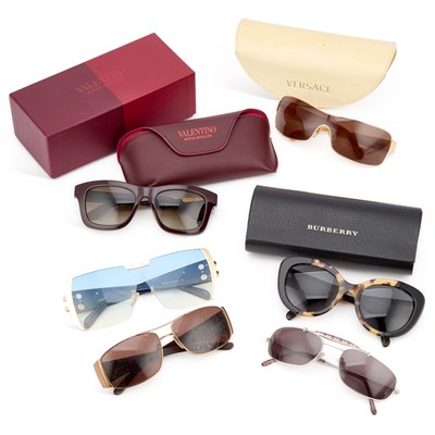 Lot 56 - A GROUP OF DESIGNER SUNGLASSES