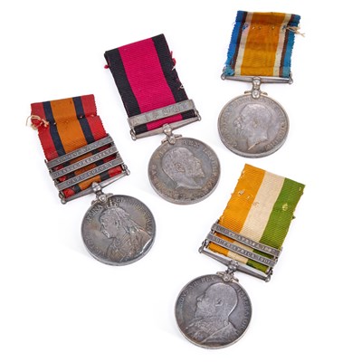 Lot 34 - A GROUP OF BOER WAR AND FIRST WORLD WAR MEDALS