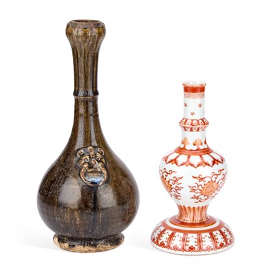 Lot 474 - A CHINESE PORCELAIN ALTAR STICK AND A VASE