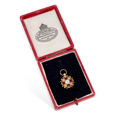Lot 752 - A RUSSIAN IMPERIAL ORDER OF SAINT STANISLAUS PENDANT MEDALLION