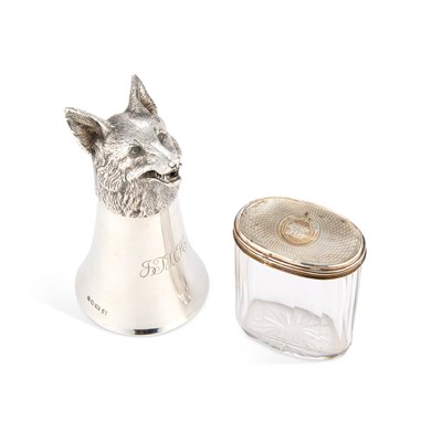 Lot 301 - AN ELIZABETH II SILVER FOX HEAD STIRRUP CUP