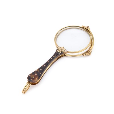 Lot 804 - A GOLD AND TORTOISESHELL LORGNETTE