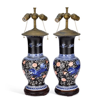 Lot 470 - A PAIR OF CHINESE PORCELAIN LAMPS