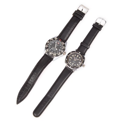 Lot 586 - A VINTAGE JOSMAR WATCH AND A TOYOTA PRESENTATION WATCH