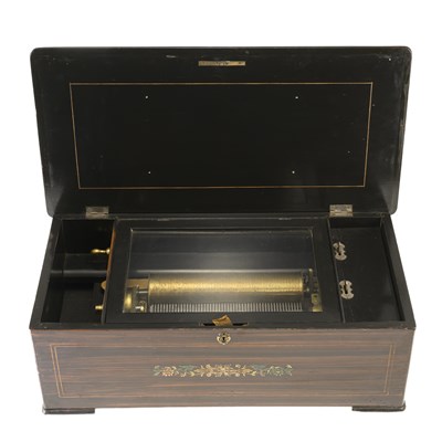Lot 854 - A 19TH CENTURY SWISS ROSEWOOD AND MARQUETRY CYLINDER MUSICAL BOX