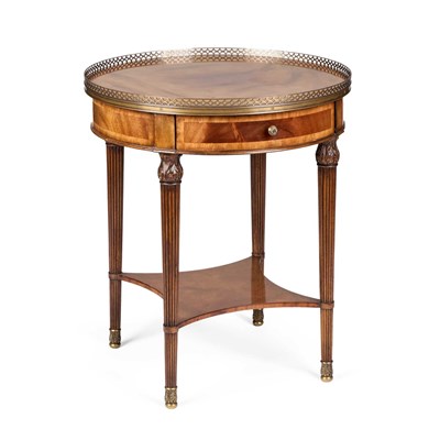 Lot 1103 - A MAITLAND-SMITH MAHOGANY CIRCULAR SIDE TABLE