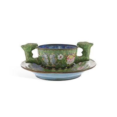 Lot 534 - A CANTON ENAMEL CUP AND STAND