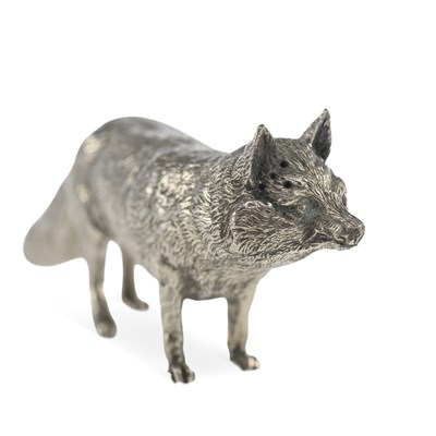 Lot 289 - AN ELIZABETH II NOVELTY SILVER FOX PEPPER POT
