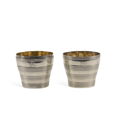 Lot 432 - A GEORGE III SILVER DOUBLE BEAKER