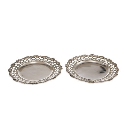 Lot 381 - A PAIR OF VICTORIAN SILVER SERVING PLATES