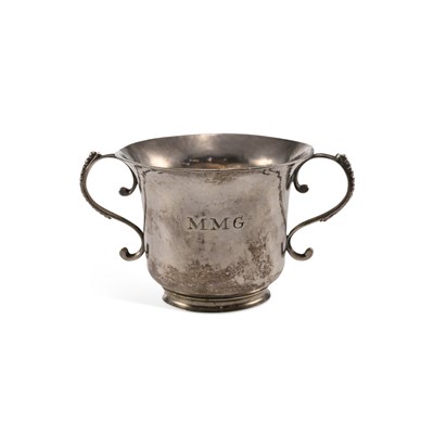 Lot 264 - CHANNEL ISLANDS: A SILVER CHRISTENING CUP OR PORRINGER
