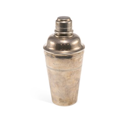 Lot 298 - A LARGE ART DECO GEORGE V SILVER COCKTAIL SHAKER