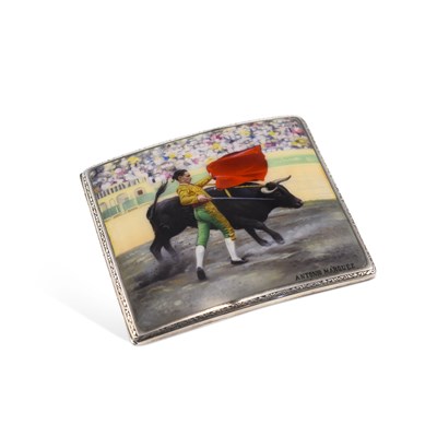 Lot 241 - A CONTINENTAL SILVER AND ENAMEL CIGARETTE CASE
