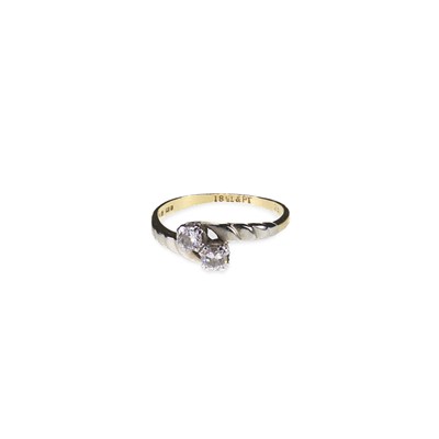 Lot 783 - A DIAMOND TOI ET MOI RING