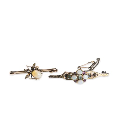 Lot 748 - TWO VICTORIAN GEM-SET BROOCHES