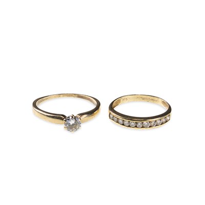 Lot 691 - TWO 9 CARAT GOLD DIAMOND RINGS