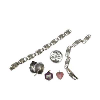 Lot 595 - A GROUP OF SCANDINAVIAN SILVER JEWELLERY