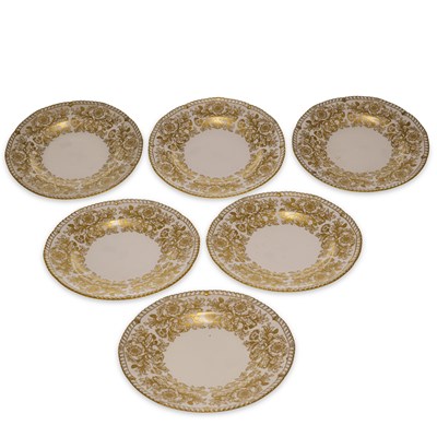 Lot 114 - A SET OF SIX ROYAL CROWN DERBY PLATES