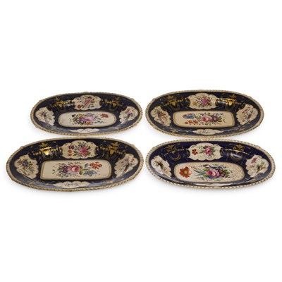 Lot 100 - A SET OF FOUR DERBY PORCELAIN SERVING PLATTERS