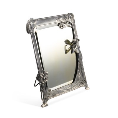 Lot 179 - WMF (WÜRTTEMBERGISCHE METALLWARENFABRIK), AN ART NOUVEAU SILVER-PLATED TABLE MIRROR