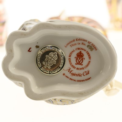 Lot 91 - A GROUP OF ROYAL CROWN DERBY CAT PAPERWEIGHTS