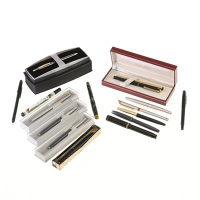 Lot 843 - A GROUP OF PENS