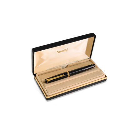 Lot 841 - A NAMIKI FALCON FOUNTAIN PEN