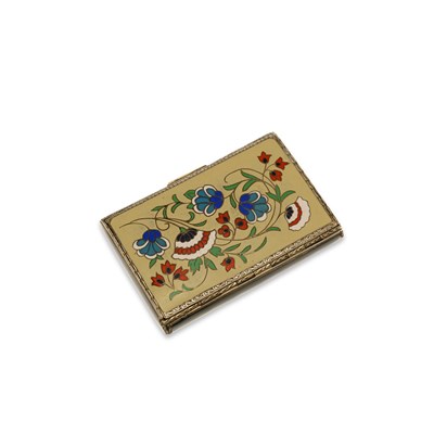 Lot 332 - A CONTINENTAL SILVER AND CHAMPLEVÉ ENAMEL SNUFF BOX