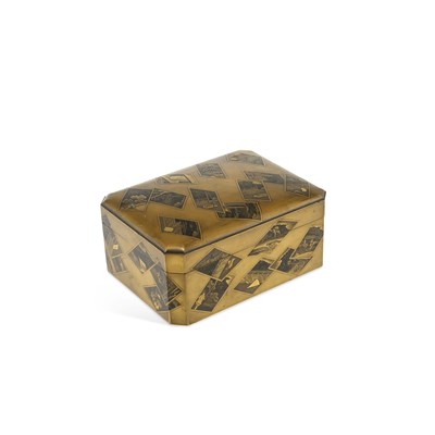 Lot 527 - A JAPANESE LACQUER BOX