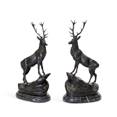 Lot 858 - AFTER MOIGNIEZ, A LARGE PAIR OF BRONZE STAGS