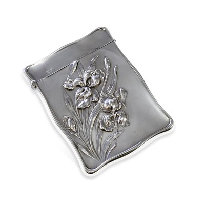 Lot 324 - AN EDWARDIAN ART NOUVEAU SILVER CARD CASE