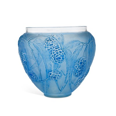 Lot 70 - RENÉ LALIQUE (FRENCH, 1860-1945)