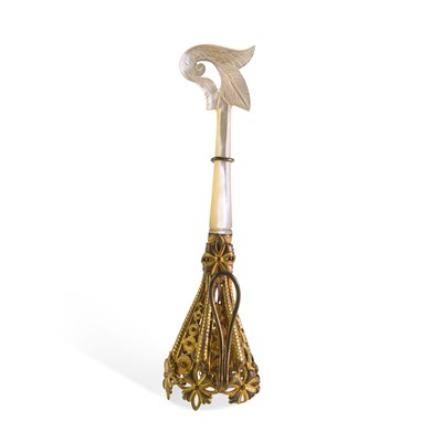 Lot 408 - A SILVER POSY HOLDER