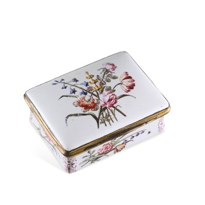 Lot 837 - A RARE BATTERSEA ENAMEL SNUFF BOX