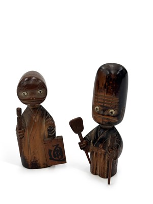 Lot 420 - A PAIR OF CARVED WOOD KOBE NINGYO FIGURES