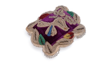 Lot 46 - AN IROQUOIS BEADWORK PINCUSHION